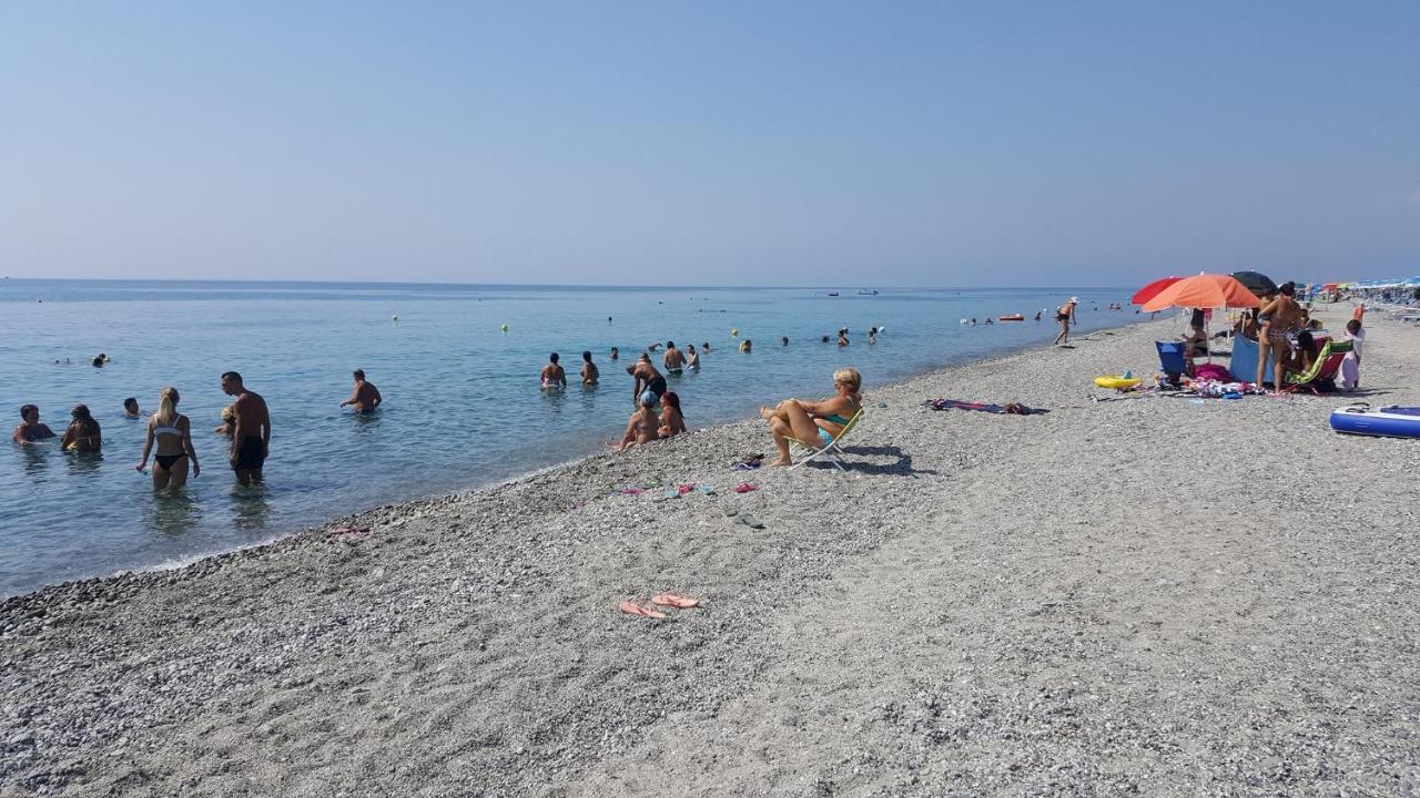 Magna Grecia B&B E Appartamenti Caulonia Marina Exterior foto